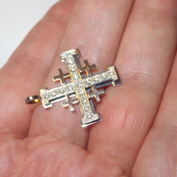 H.STERN 18K Diamond Jerusalem Cross Pendant - Picture 17 of 17